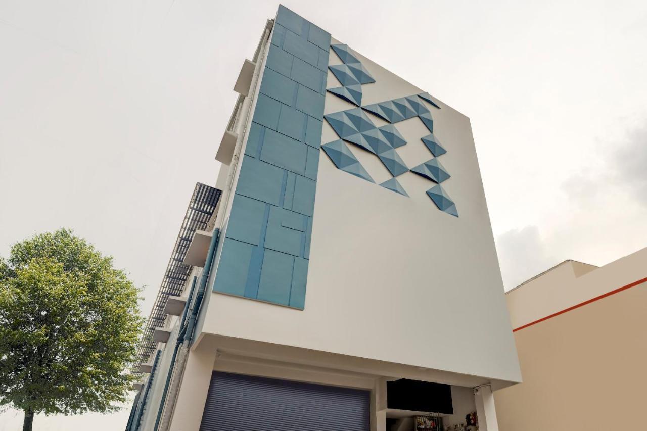 Super Oyo Silverkey Nanganallur Near Chennai International Airport Hotel Bagian luar foto