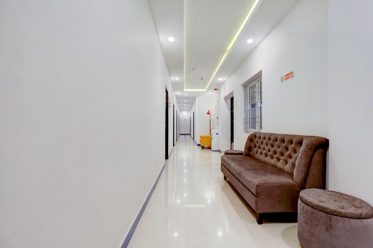 Super Oyo Silverkey Nanganallur Near Chennai International Airport Hotel Bagian luar foto